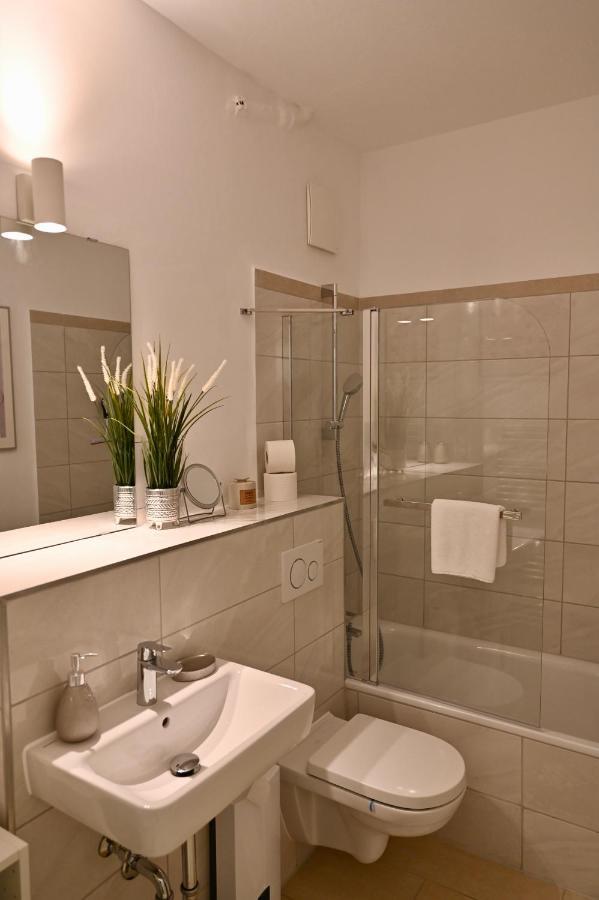 Modernes Apt Mit Direkter Anbindung Zur City Und Messe Hannover Bagian luar foto